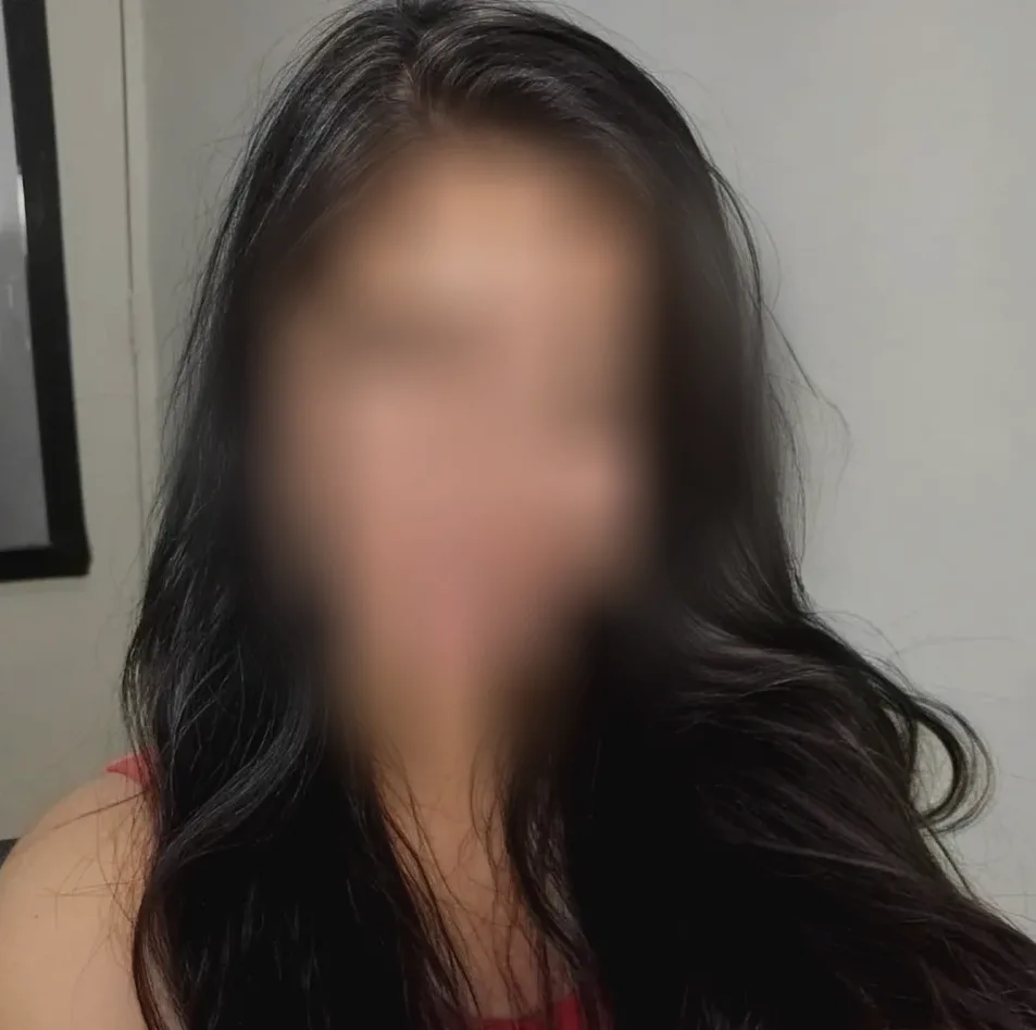 Elisabeth, 21