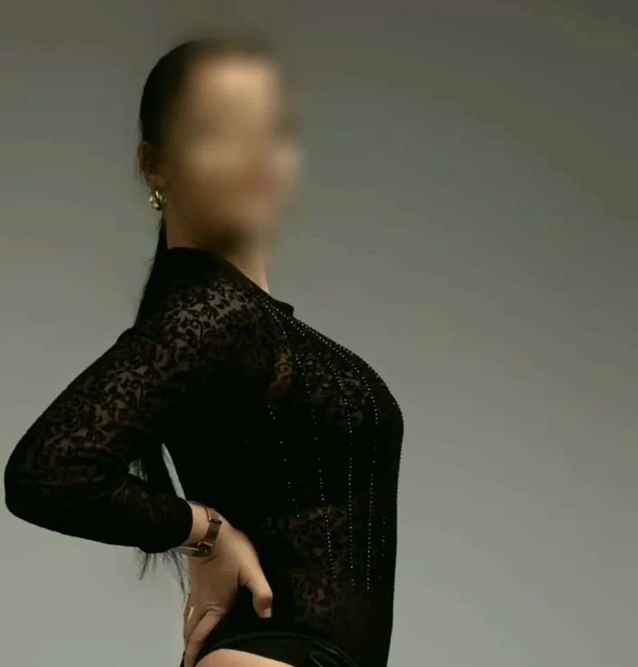 Milica, 24