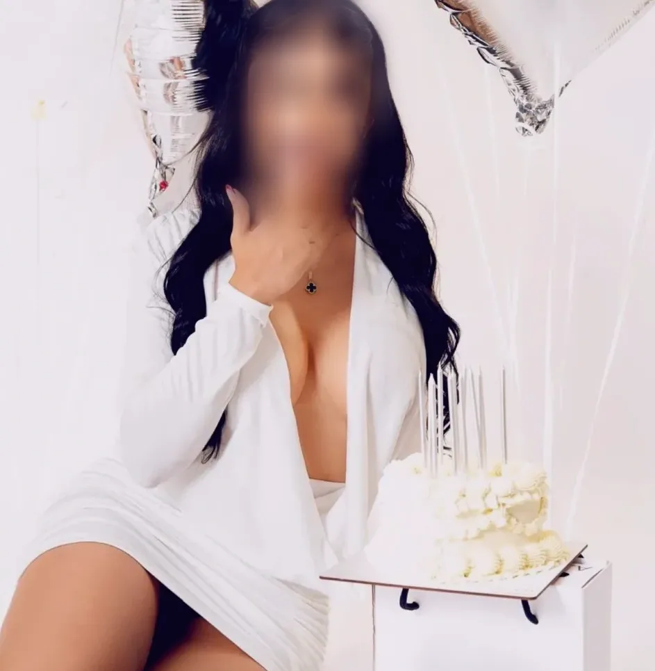 Petra, 29