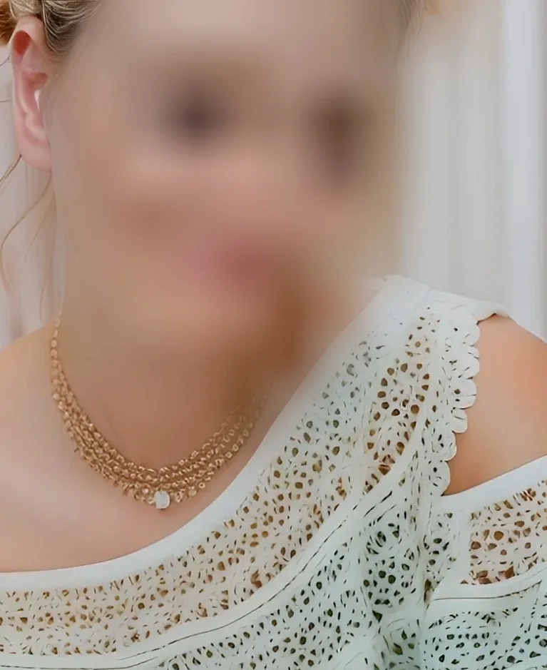 Stella, 21
